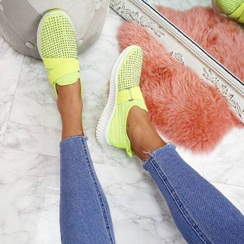 Tênis Feminino Confortável com Strass