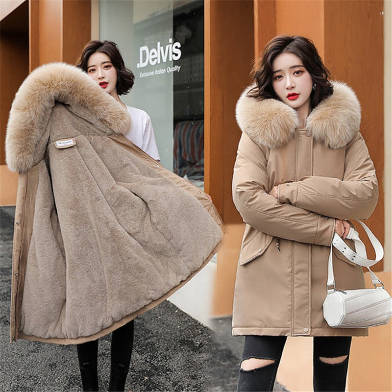 Casaco Feminino Forrado em Veludo Brooklyn