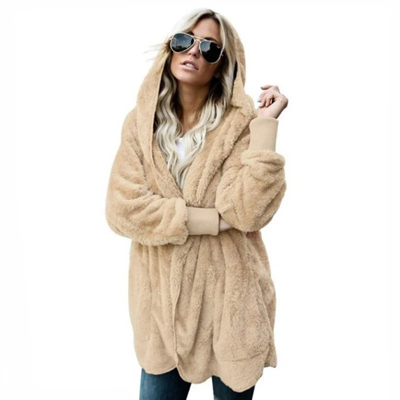 Casaco Feminino de Pelinhos Bijou
