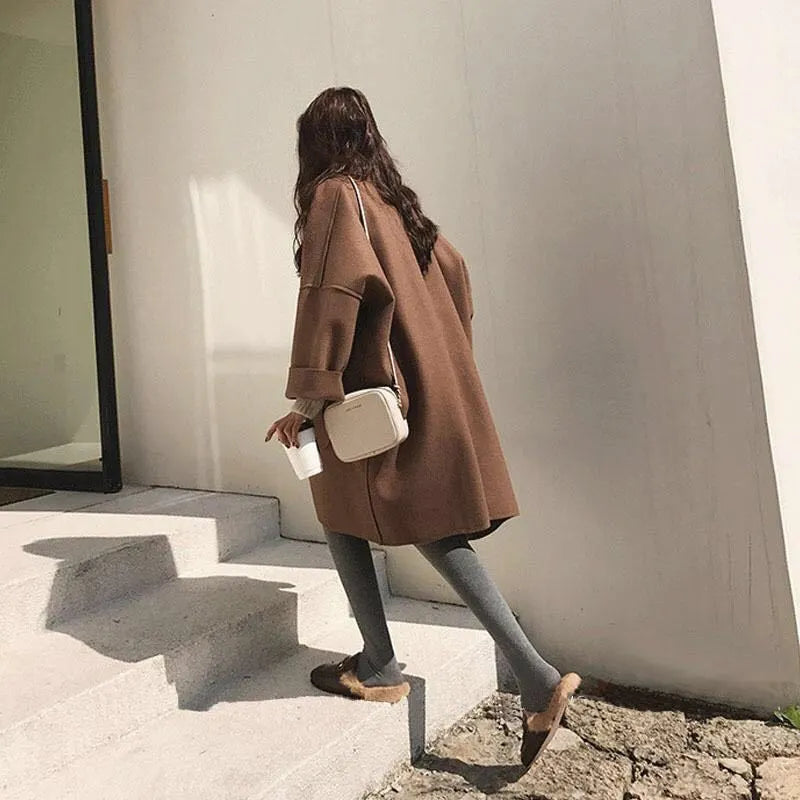 Casaco Feminino Oversized de Lã Batida Junia