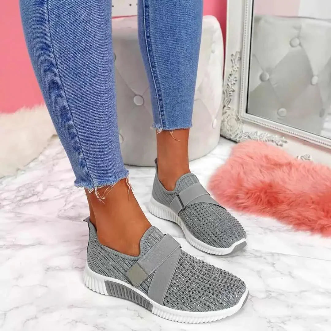 Tênis Feminino Confortável com Strass